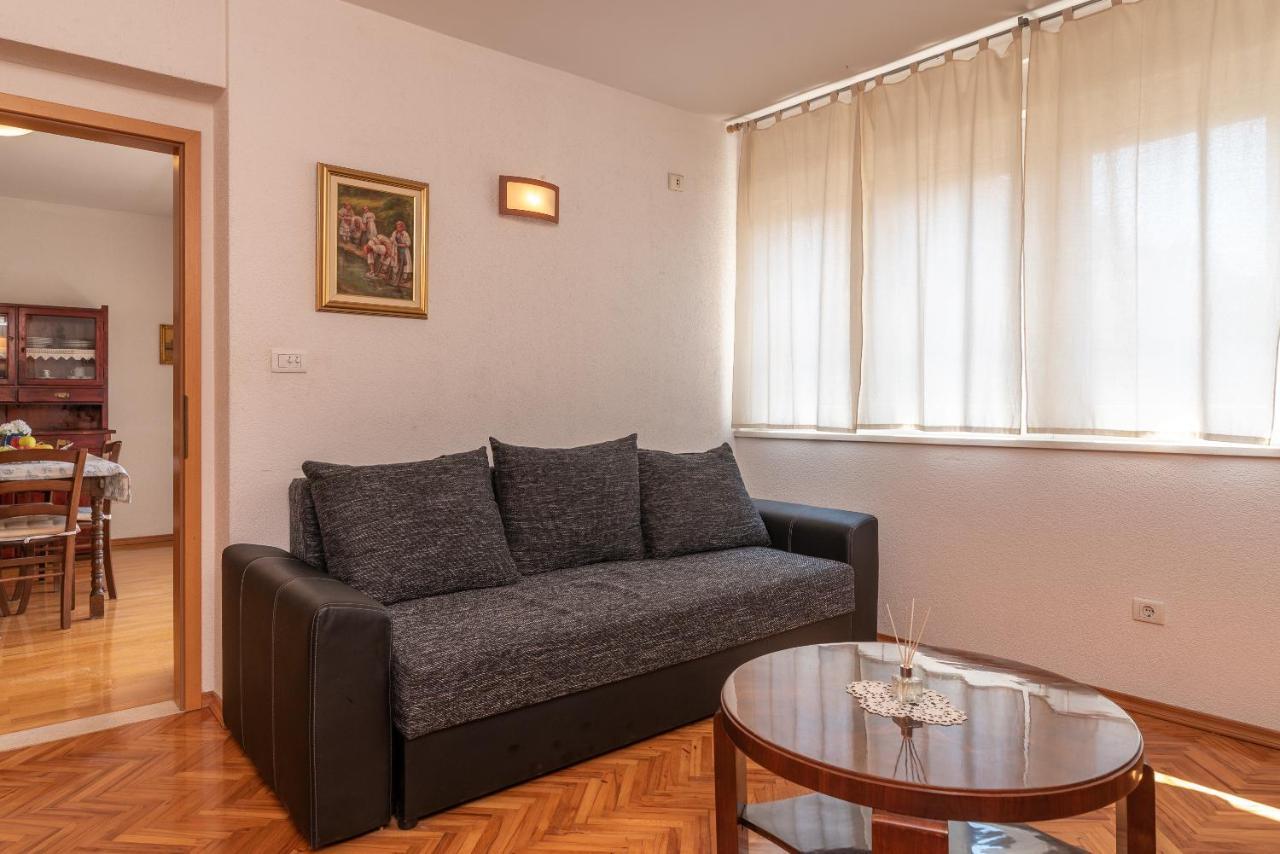 Apartment Bruno โตรกีร์ ภายนอก รูปภาพ